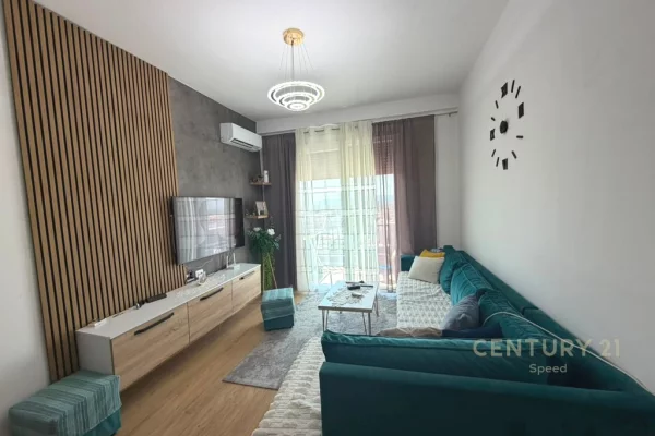 Shesim apartament 3+1+2 ne Rrugen "5 Maji"!!