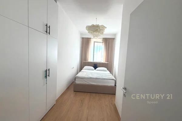 Shtepi ne shitje Apartament ne Tirane, 3+1, Mobilimi E mobiluar, Pagesa 200,000  Euro.