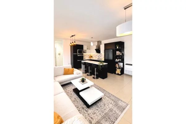 Shtepi ne shitje 2+1 ne Tirane - 295,000 Euro