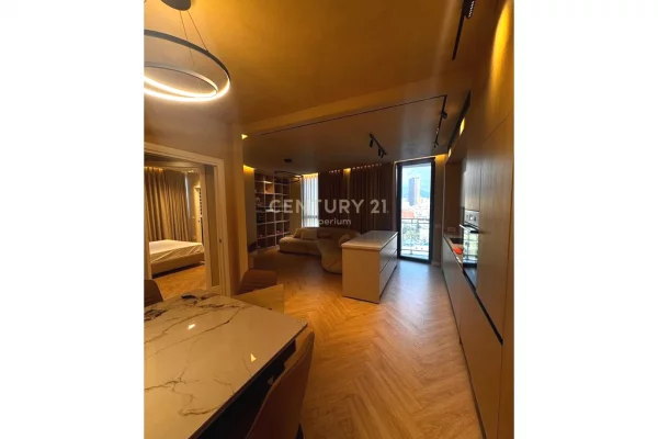 Shtepi me qera 2+1 ne Tirane - 1,500 Euro