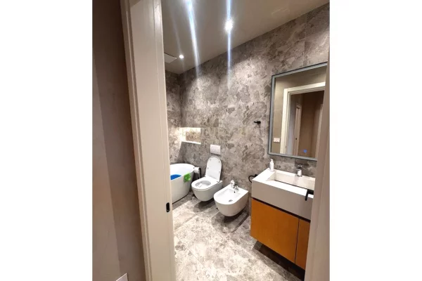 Shtepi me qera Apartament ne Tirane, 2+1, Mobilimi E mobiluar, Pagesa 1,500  Euro.