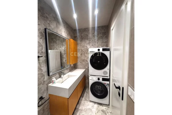 Shtepi me qera Apartament ne Tirane, 2+1, Mobilimi E mobiluar, Pagesa 1,500  Euro.