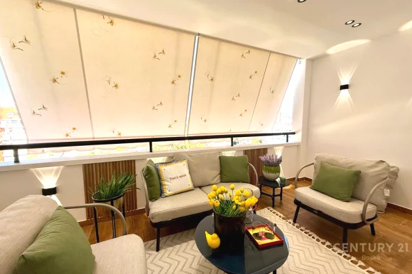 Shtepi ne shitje Apartament ne Tirane, 2+1, Mobilimi E mobiluar, Pagesa 259,000  Euro.