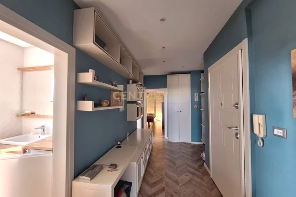 Shtepi ne shitje Apartament ne Tirane, 2+1, Mobilimi E mobiluar, Pagesa 260,000  Euro.
