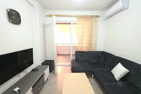 SHESIM APARTAMENT 2+1 TEK KOMPLEKSI GOLDEN PARK, PERBALL SPITALIT AMERIKAN 3- 190000€ | 91 m²