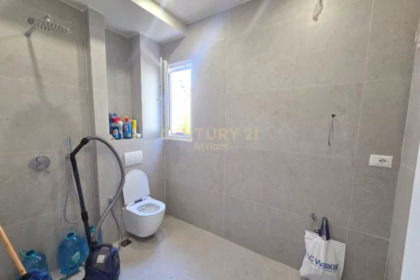 Shtepi me qera Apartament ne Tirane, 1+1, Mobilimi E mobiluar, Pagesa 60,000  Leke.