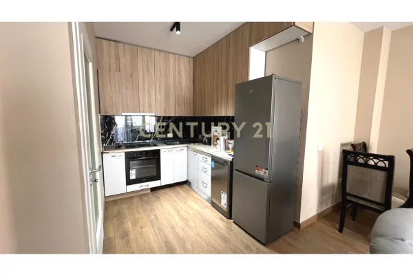Shtepi me qera Apartament ne Tirane, 1+1, Mobilimi E mobiluar, Pagesa 60,000  Leke.