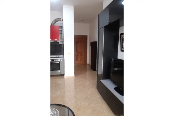Shtepi me qera Apartament ne Tirane, 2+1, Mobilimi E mobiluar, Pagesa 50,000  Leke.