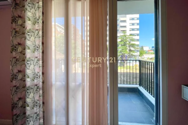 Shtepi me qera Apartament ne Tirane, 2+1, Mobilimi E mobiluar, Pagesa 75,000  Leke.