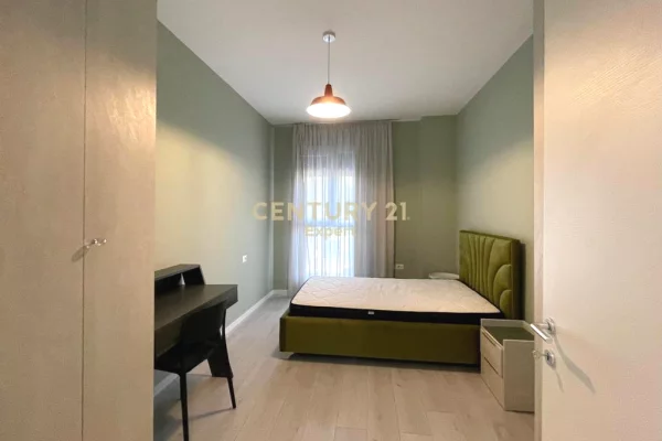 Shtepi me qera Apartament ne Tirane, 2+1, Mobilimi E mobiluar, Pagesa 75,000  Leke.