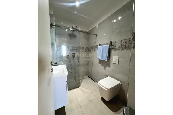 Shtepi me qera Apartament ne Durres, 3+1, Mobilimi E mobiluar, Pagesa 1,300  Euro.