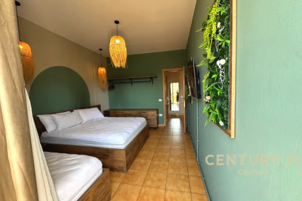 Shtepi ne shitje Apartament ne Tirane, 1+1, Mobilimi E mobiluar, Pagesa 204,800  Euro.