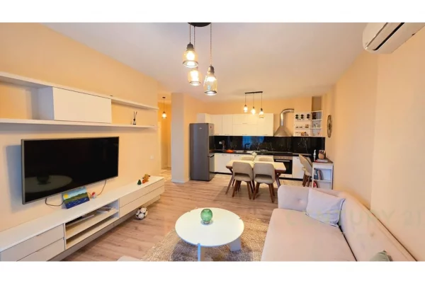 Shtepi me qera Apartament ne Tirane, 2+1, Mobilimi E mobiluar, Pagesa 70,000  Leke.