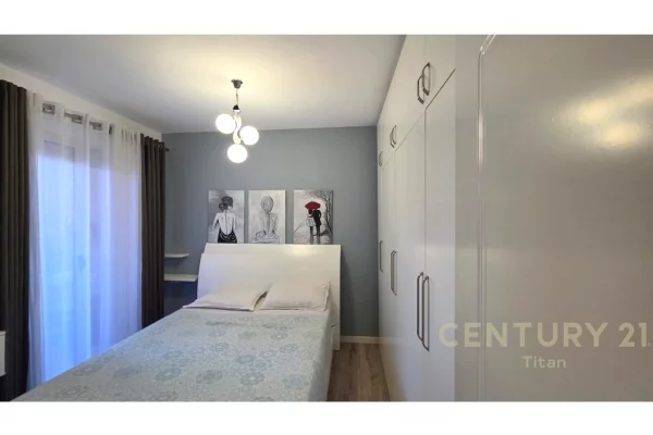 Shtepi me qera Apartament ne Tirane, 2+1, Mobilimi E mobiluar, Pagesa 70,000  Leke.