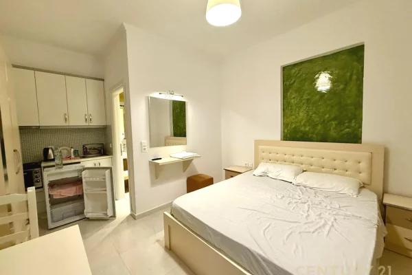 Shtepi ne shitje Vila Luksoze ne Sarande, 7+1, Mobilimi E mobiluar, Pagesa 550,000  Euro.