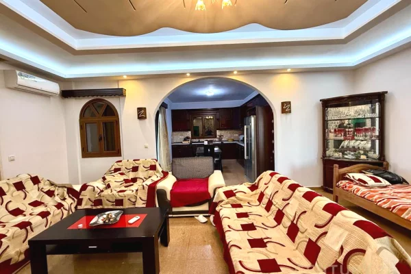Shtepi ne shitje Vila Luksoze ne Sarande, 7+1, Mobilimi E mobiluar, Pagesa 550,000  Euro.