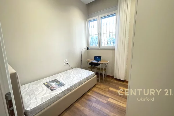 Shtepi me qera Apartament ne Tirane, 2+1, Mobilimi E mobiluar, Pagesa 800  Euro.