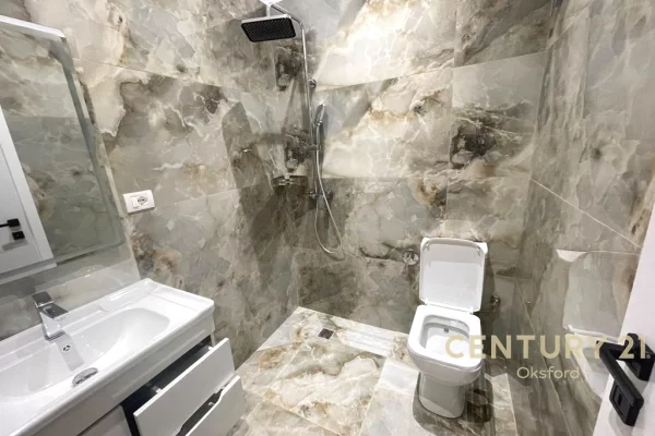 Shtepi me qera Apartament ne Tirane, 2+1, Mobilimi E mobiluar, Pagesa 800  Euro.