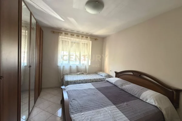 Shtepi me qera Apartament ne Tirane, 2+1, Mobilimi E mobiluar, Pagesa 650  Euro.