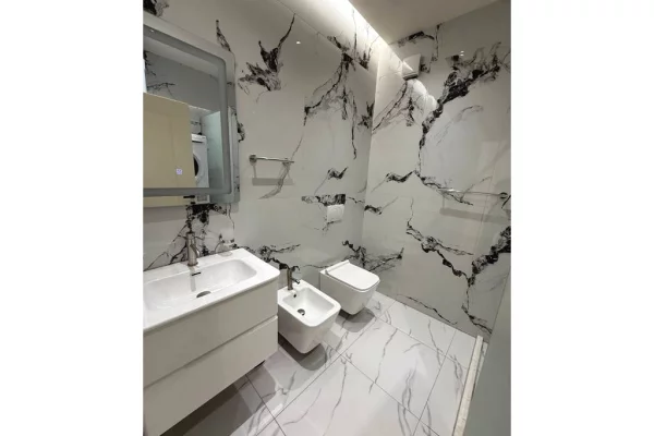 Shtepi me qera Apartament ne Tirane, 1+1, Mobilimi E mobiluar, Pagesa 80,000  Leke.