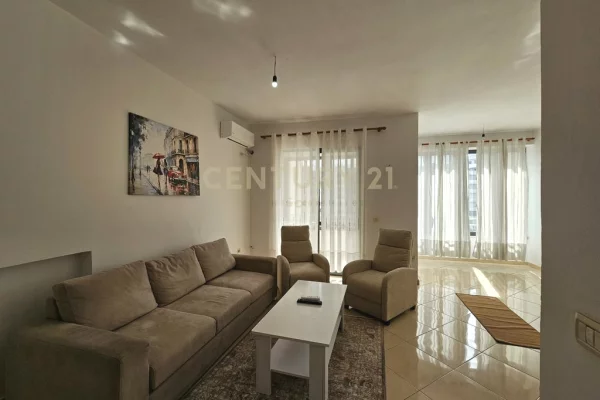 Shtepi me qera Apartament ne Tirane, 2+1, Mobilimi E mobiluar, Pagesa 430  Euro.