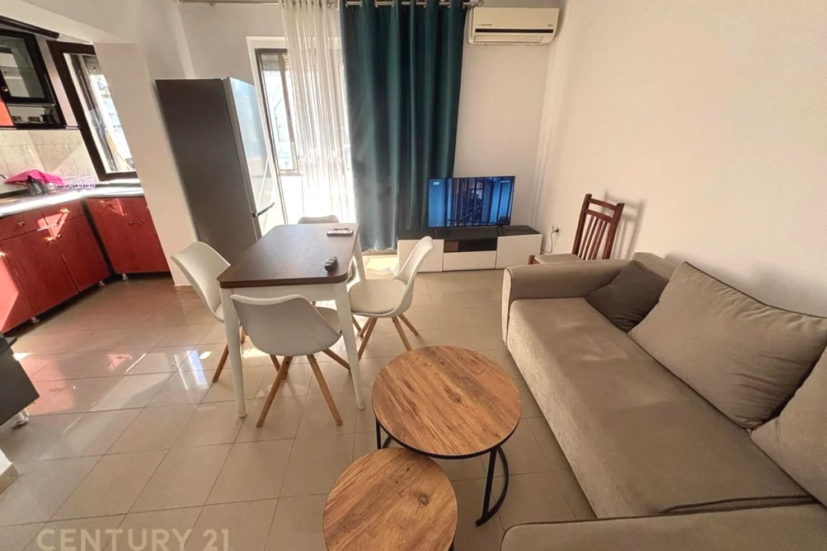 Shtepi me qera Apartament ne Tirane, 2+1, Mobilimi E mobiluar, Pagesa 65,000  Leke.