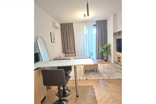 Shtepi ne shitje Apartament ne Tirane, 1+1, Mobilimi E mobiluar, Pagesa 187,500  Euro.
