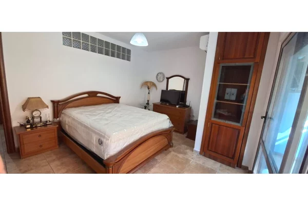 Shtepi me qera Apartament ne Tirane, 1+1, Mobilimi E mobiluar, Pagesa 50,000  Leke.