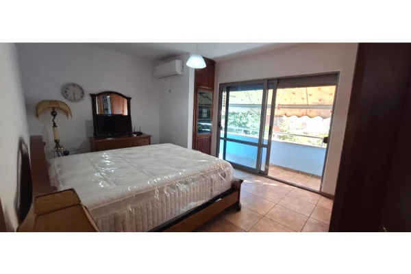 Shtepi me qera Apartament ne Tirane, 1+1, Mobilimi E mobiluar, Pagesa 50,000  Leke.