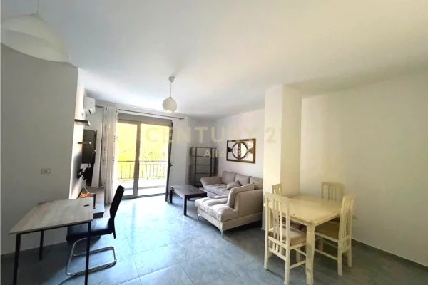 Shtepi me qera Apartament ne Tirane, 1+1, Mobilimi E mobiluar, Pagesa 550  Euro.