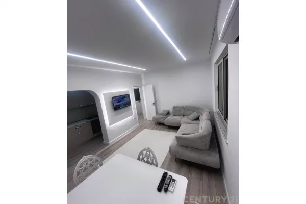 Shtepi me qera 1+1 ne Tirane - 750 Euro