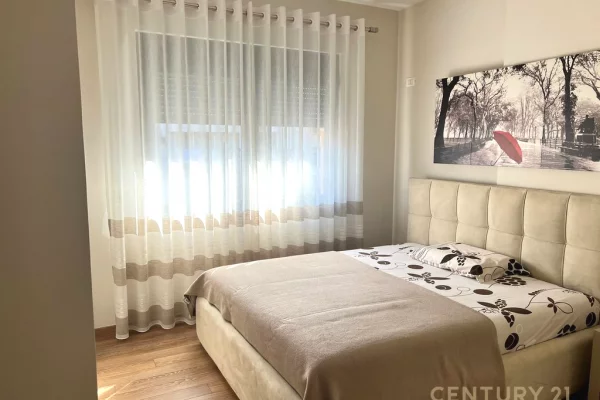 Shtepi me qera Apartament ne Tirane, 2+1, Mobilimi E mobiluar, Pagesa 60,000  Leke.