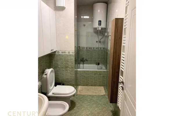 Shtepi me qera Apartament ne Tirane, 1+1, Mobilimi E mobiluar, Pagesa 700  Euro.