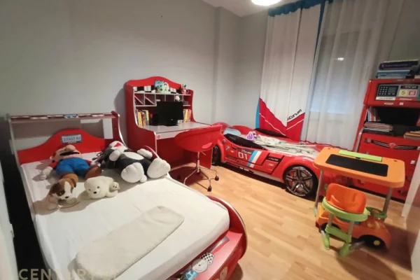 Shtepi me qera Apartament ne Tirane, 2+1, Mobilimi E mobiluar, Pagesa 80,000  Leke.