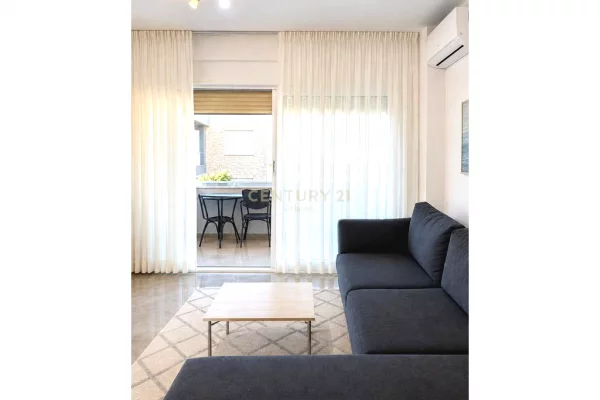 Shtepi ne shitje Apartament ne Durres, 2+1, Mobilimi E mobiluar, Pagesa 210,000  Euro.