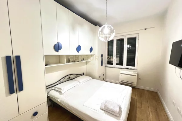 Shtepi me qera Apartament ne Tirane, 2+1, Mobilimi E mobiluar, Pagesa 850  Euro.
