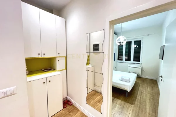 Shtepi me qera Apartament ne Tirane, 2+1, Mobilimi E mobiluar, Pagesa 850  Euro.