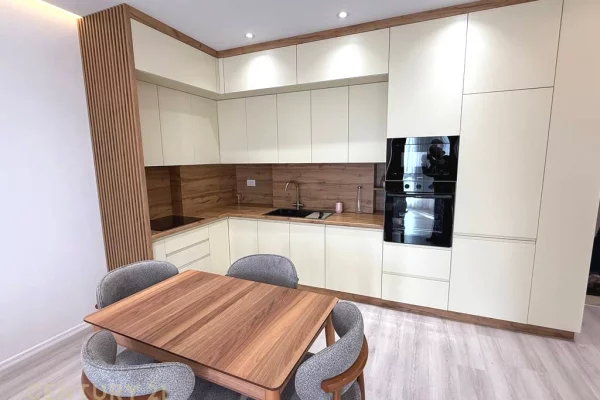 Shtepi me qera Apartament ne Tirane, 1+1, Mobilimi E mobiluar, Pagesa 750  Euro.