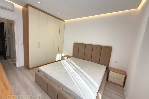 Shtepi me qera Apartament ne Tirane, 1+1, Mobilimi E mobiluar, Pagesa 750  Euro.