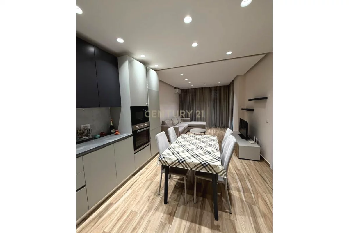 Shtepi me qera Apartament ne Tirane, 1+1, Mobilimi E mobiluar, Pagesa 650  Euro.