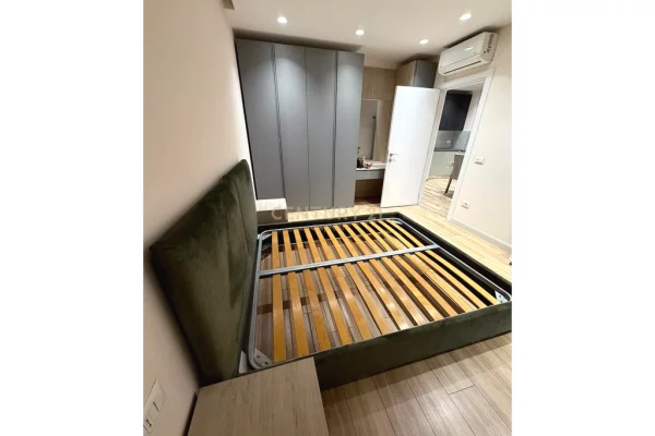 Shtepi me qera Apartament ne Tirane, 1+1, Mobilimi E mobiluar, Pagesa 650  Euro.