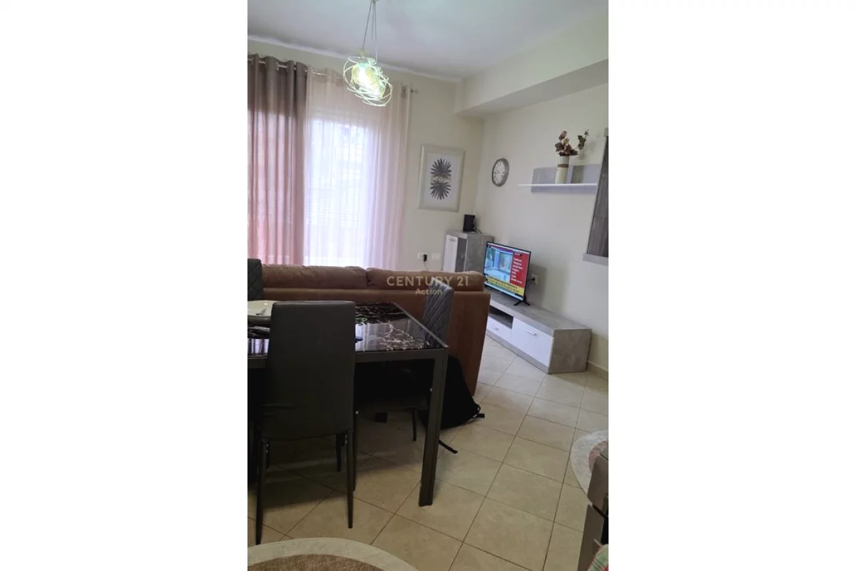 Shtepi me qera Apartament ne Tirane, 1+1, Mobilimi E mobiluar, Pagesa 65,000  Leke.