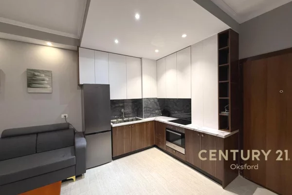 Shtepi ne shitje Apartament ne Tirane, 2+1, Mobilimi E mobiluar, Pagesa 160,000  Euro.