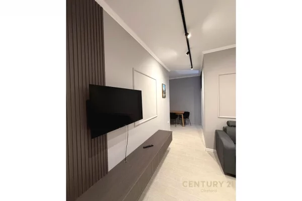 Shtepi ne shitje Apartament ne Tirane, 2+1, Mobilimi E mobiluar, Pagesa 160,000  Euro.