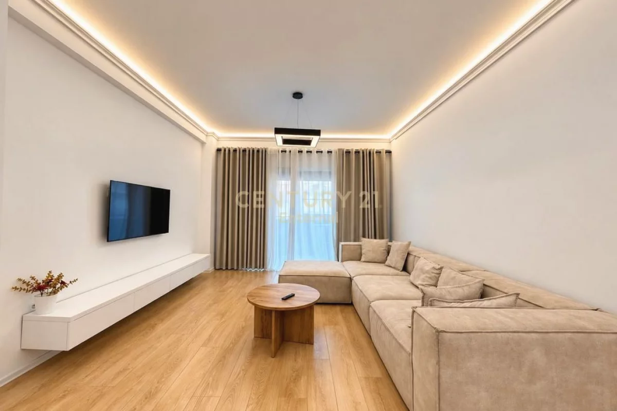 Shtepi me qera Apartament ne Tirane, 3+1, Mobilimi E mobiluar, Pagesa 2,200  Euro.