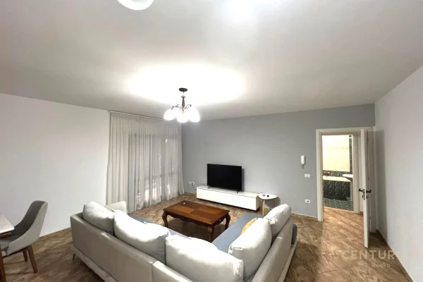 Shtepi me qera Apartament ne Tirane, 2+1, Mobilimi E mobiluar, Pagesa 75,000  Leke.