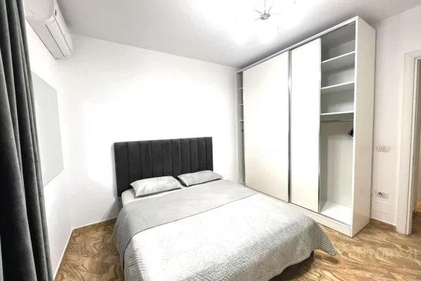 Shtepi me qera Apartament ne Tirane, 2+1, Mobilimi E mobiluar, Pagesa 75,000  Leke.