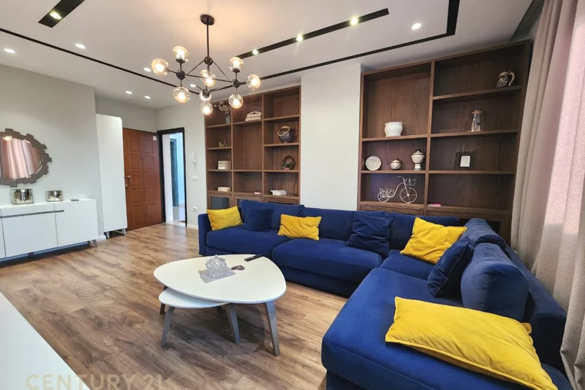Shtepi me qera Apartament ne Tirane, 3+1, Mobilimi E mobiluar, Pagesa 170,000  Leke.