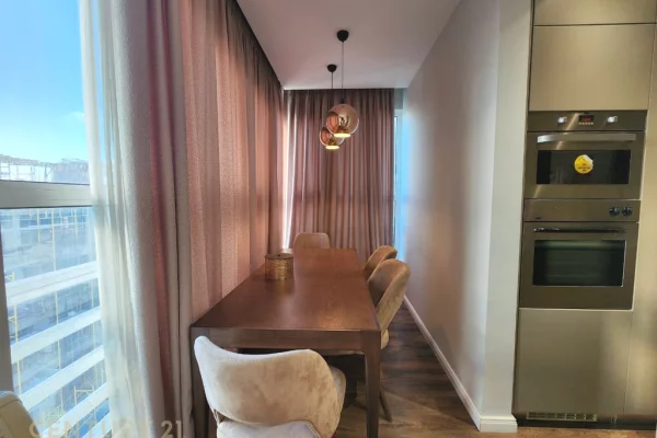 Shtepi me qera Apartament ne Tirane, 3+1, Mobilimi E mobiluar, Pagesa 170,000  Leke.