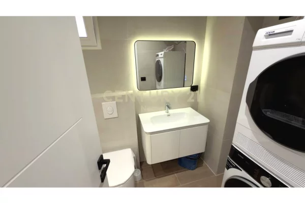 Shtepi ne shitje Apartament ne Tirane, 1+1, Mobilimi E mobiluar, Pagesa 128,000  Euro.